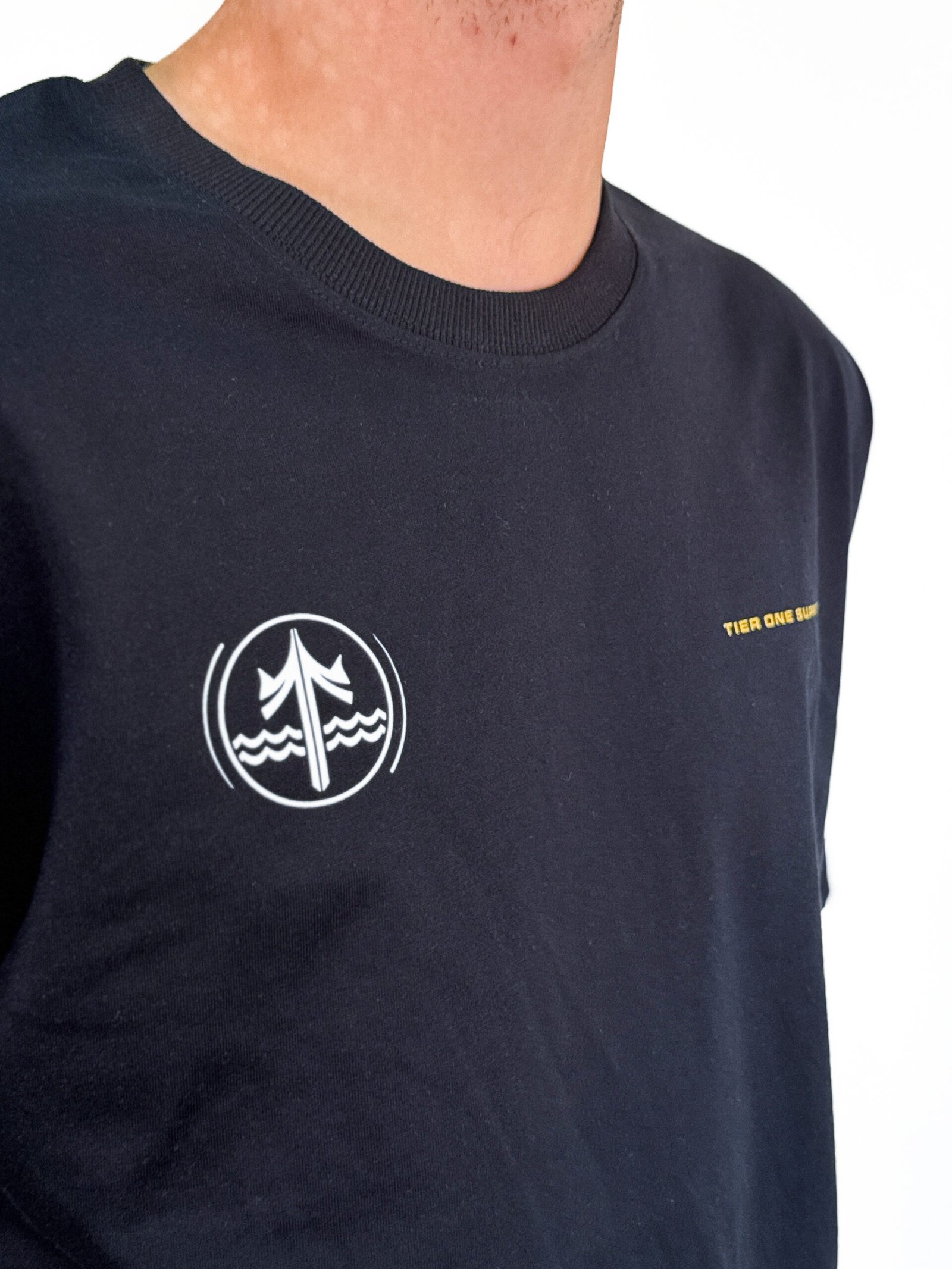 Camiseta Oversize Tier One 360 Service Negra - Edición Limitada - Imagen 4