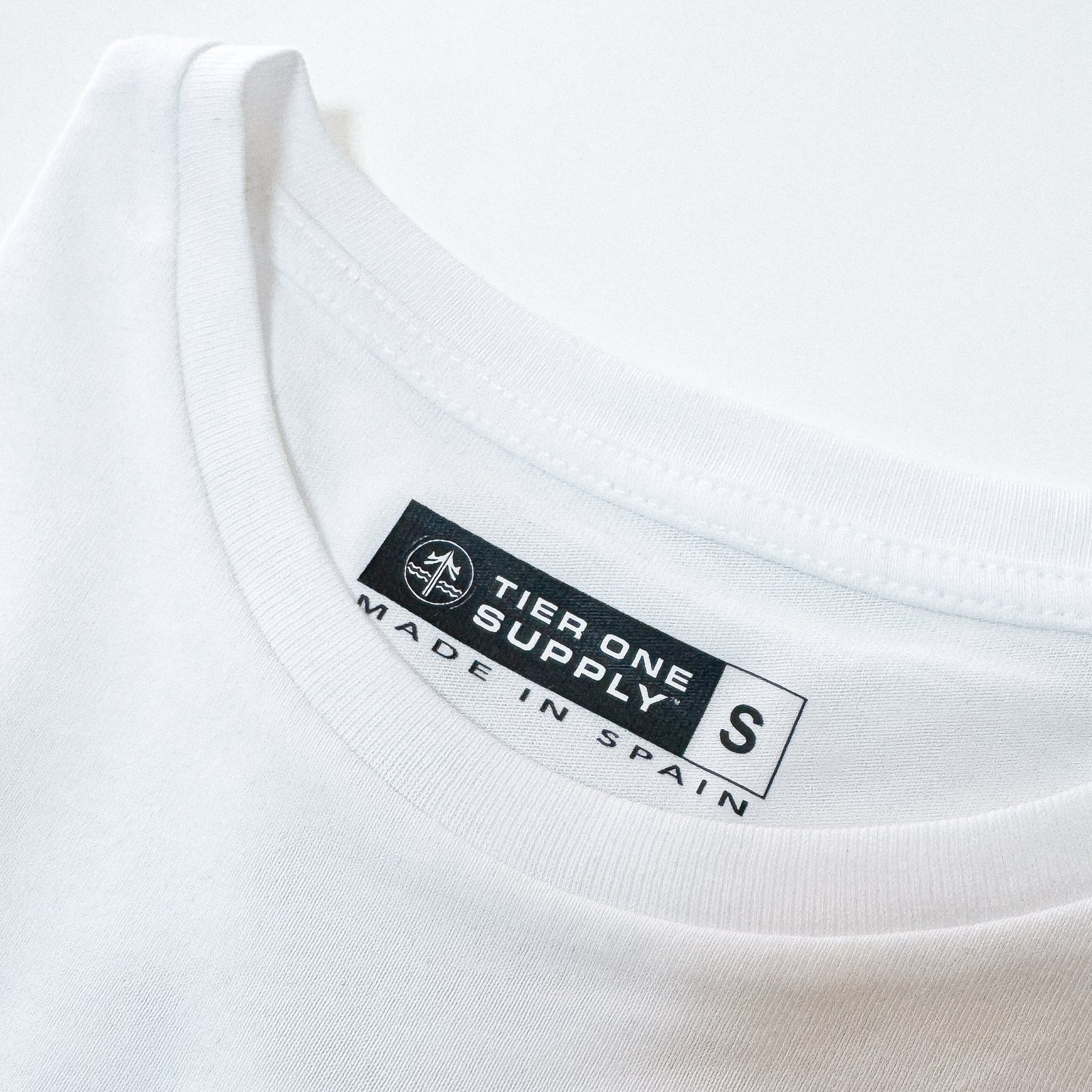 Camiseta Mujer Tier One Supply Blanca - Algodón Orgánico Premium - Imagen 5